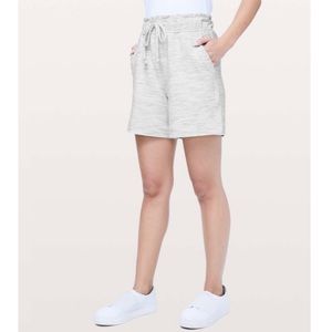 Lululemon Hello Sunday Short Heather White Long 4